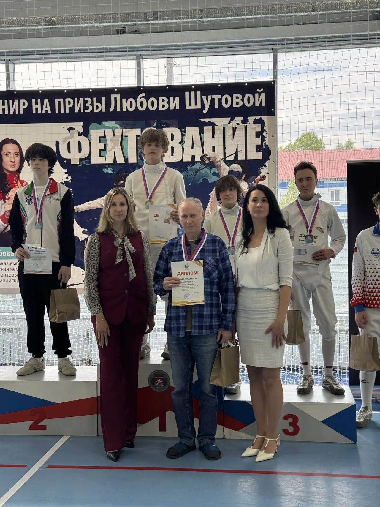 Томские фехтовальщики завоевали золото и две бронзы на турнире Любови Шутовой